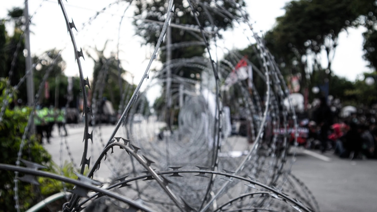 Dampak Demo terhadap UMKM